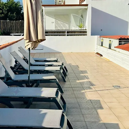 Sunny Sea View Center Of Americas *